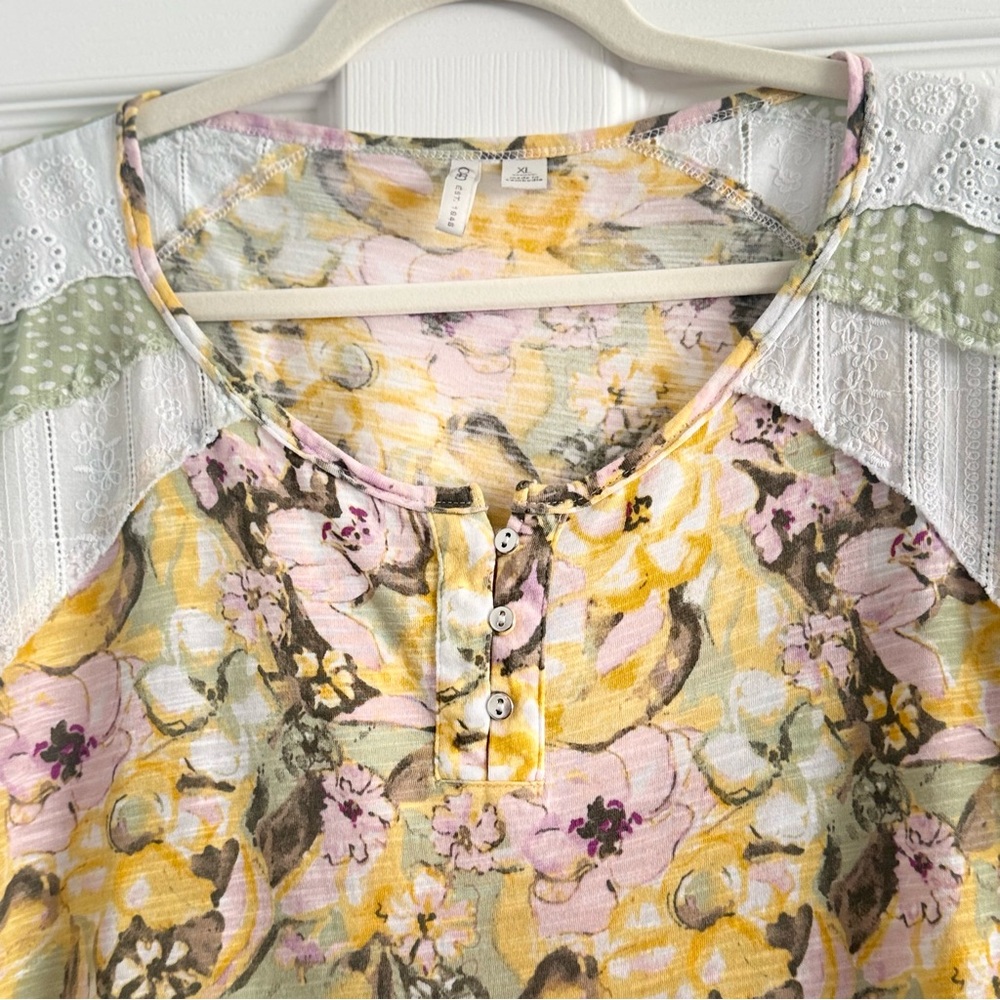 🌼 Cato Mixed Media Floral Top Tee Size XL - Picture 5 of 7